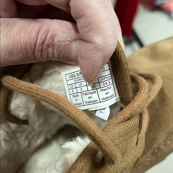 UGG Boots S/N 1017320 Size 6 Women's Chestnut Brown Winter Shearling Lined Warm - Picture 5 of 6